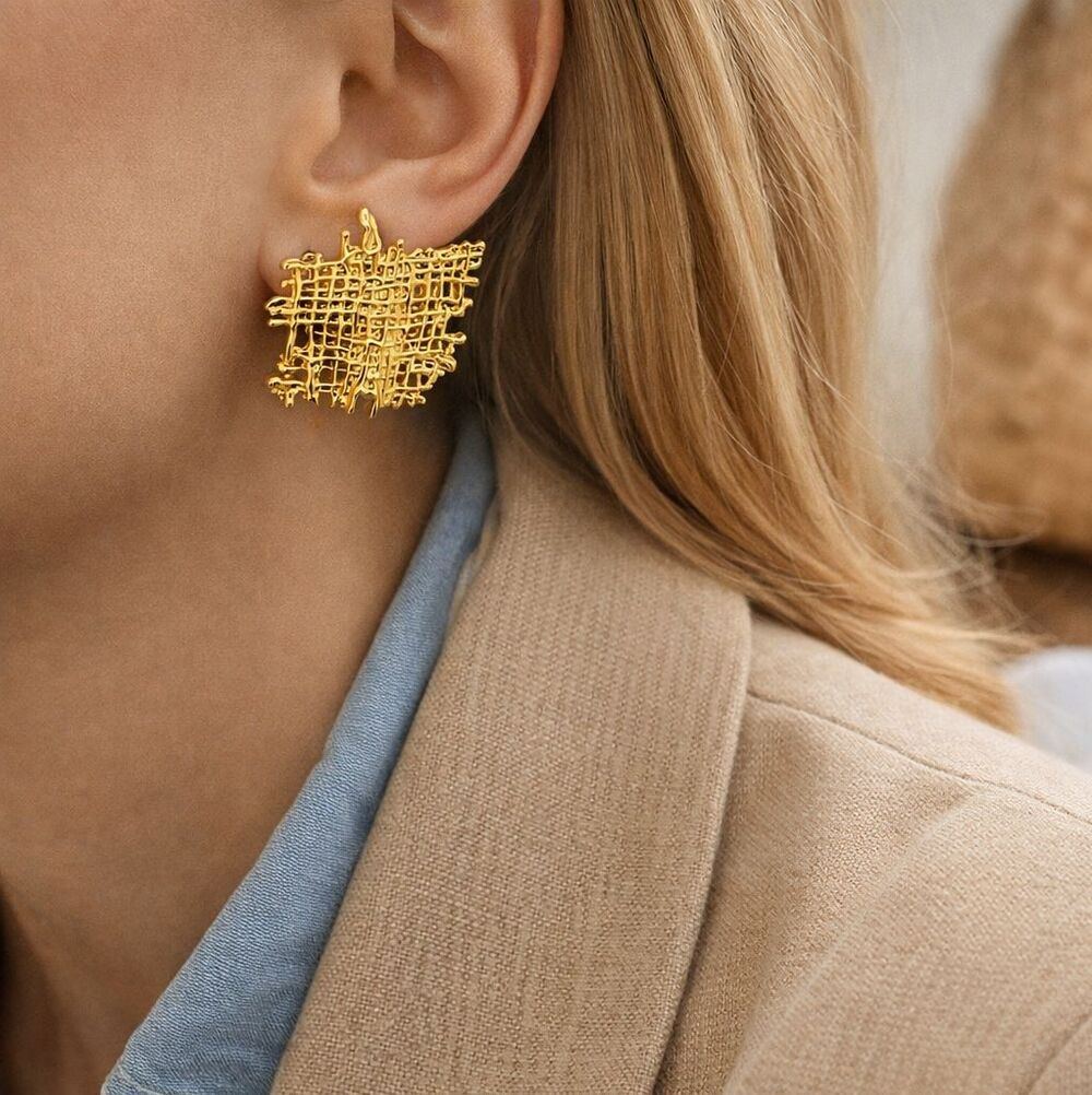 Vintage 80s Gold Tone Brutalist Grid Stud Earrings Textured Sculptural